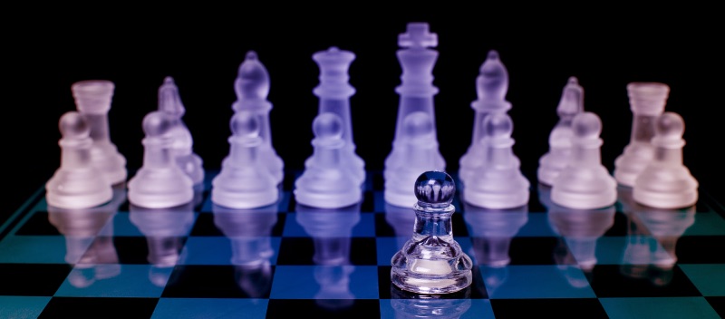 Mobile security chess board - attacks & defense